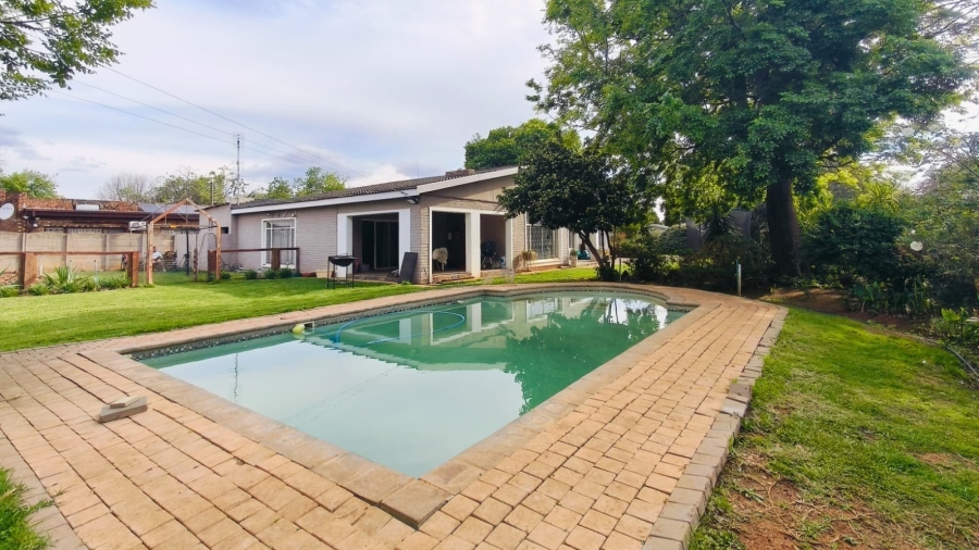 4 Bedroom Property for Sale in Baillie Park North West